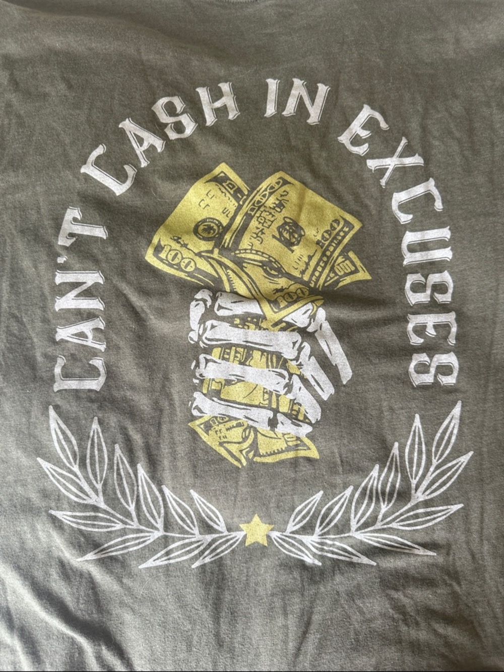 Men's Crew Neck Short Sleeve T-Shirt in Olive Green